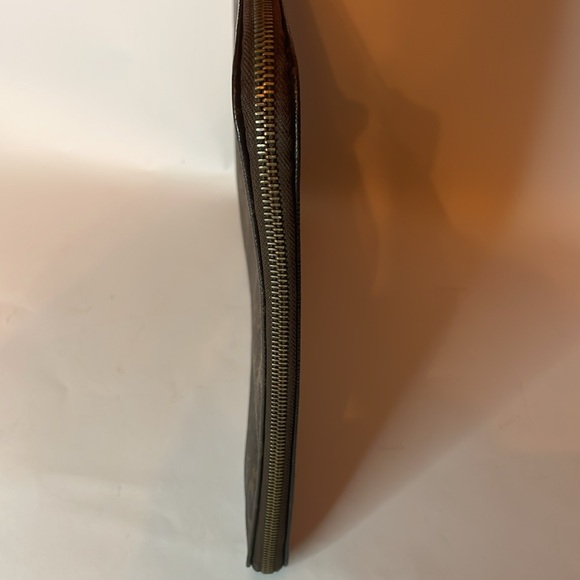 Louis Vuitton Pouch Document Holder 1988 Louis Vuitton Clutch LV Monogram Bag 🔥 - Picture 8 of 13